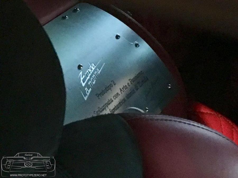 Детали интерьера Pagani Zonda La Nonna 1998 года  (фото 8 из 8)